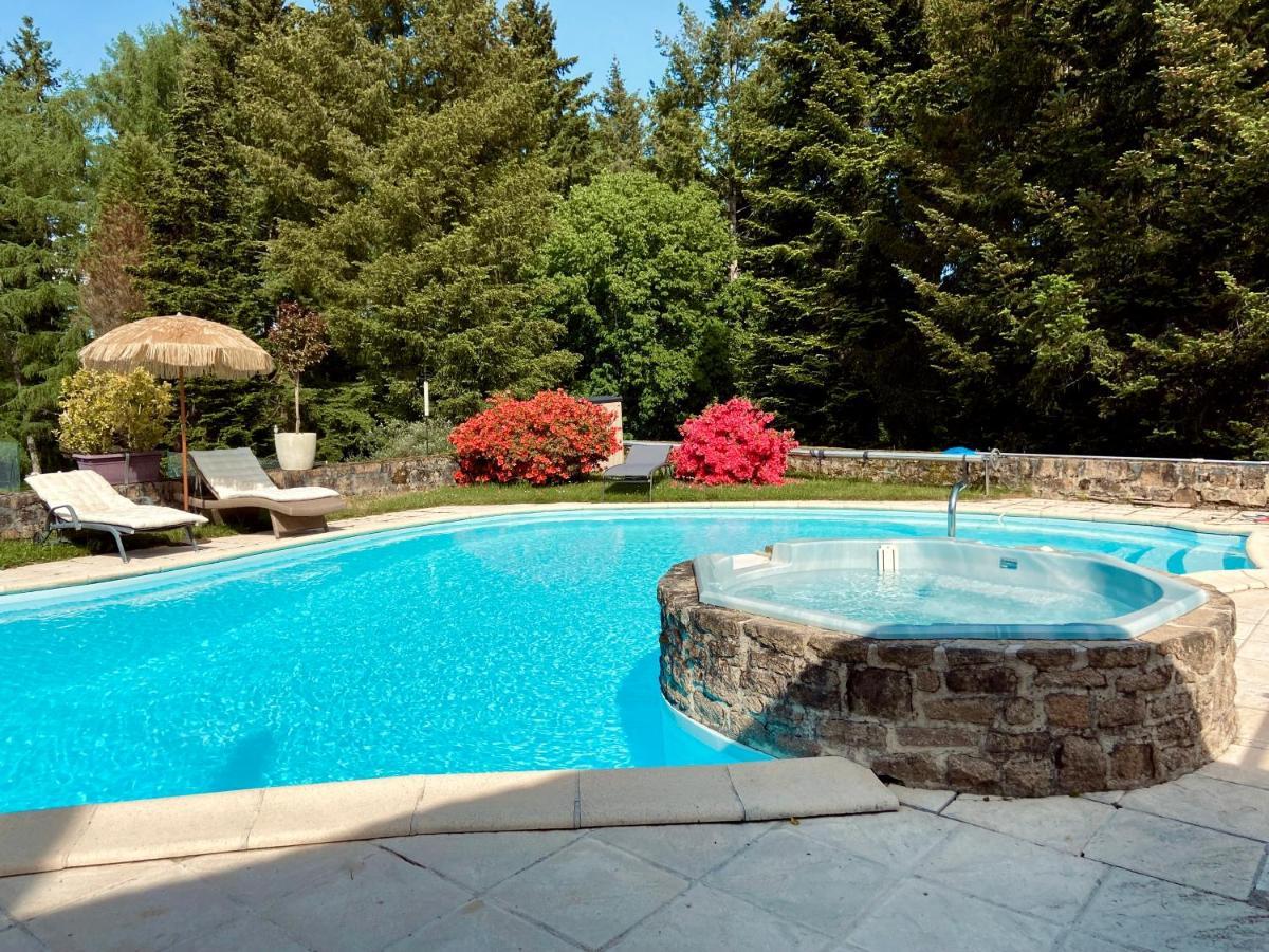 Manoir De Chantemerle Sainte-Fortunade Екстер'єр фото